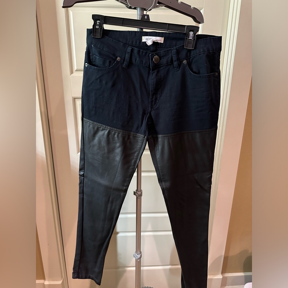 BCBG soft jeans/faux leather Size 27